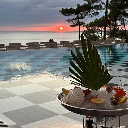 ベッド・アンド・ブレックファスト Chez Karine & Eric ル・テック