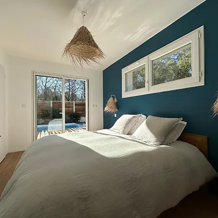 Chez Karine & Eric ベッド・アンド・ブレックファスト ル・テック